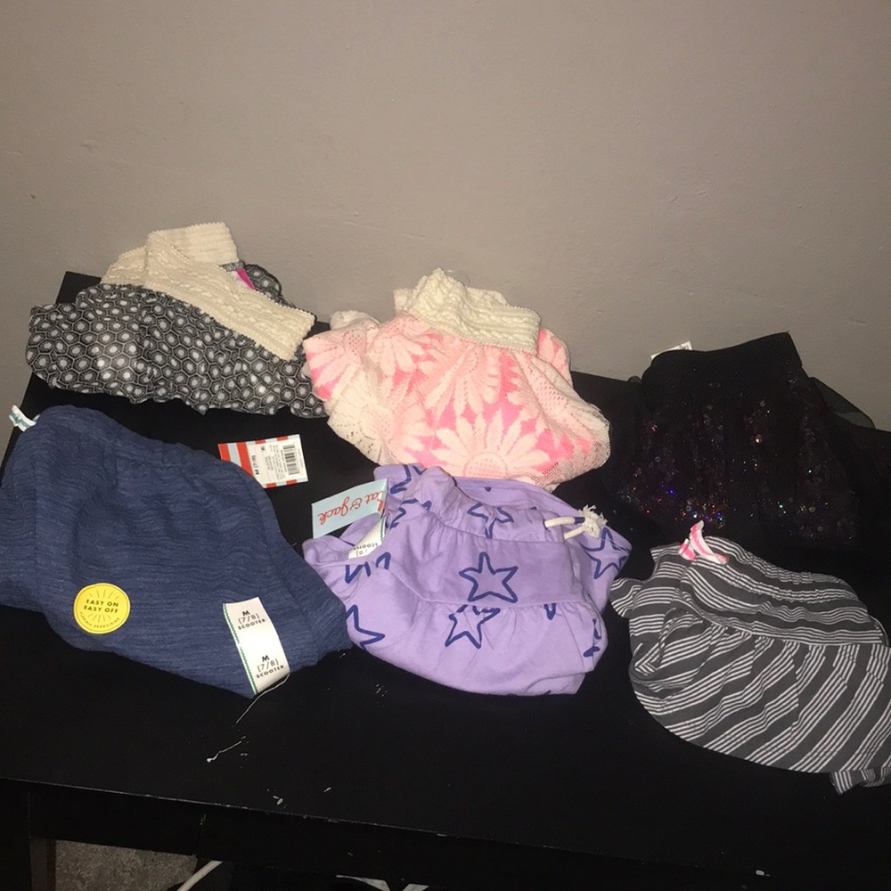 6 pairs of skirts (3 pairs have tags)